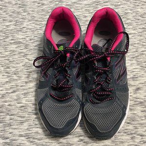 New Balance 495 Running Shoes